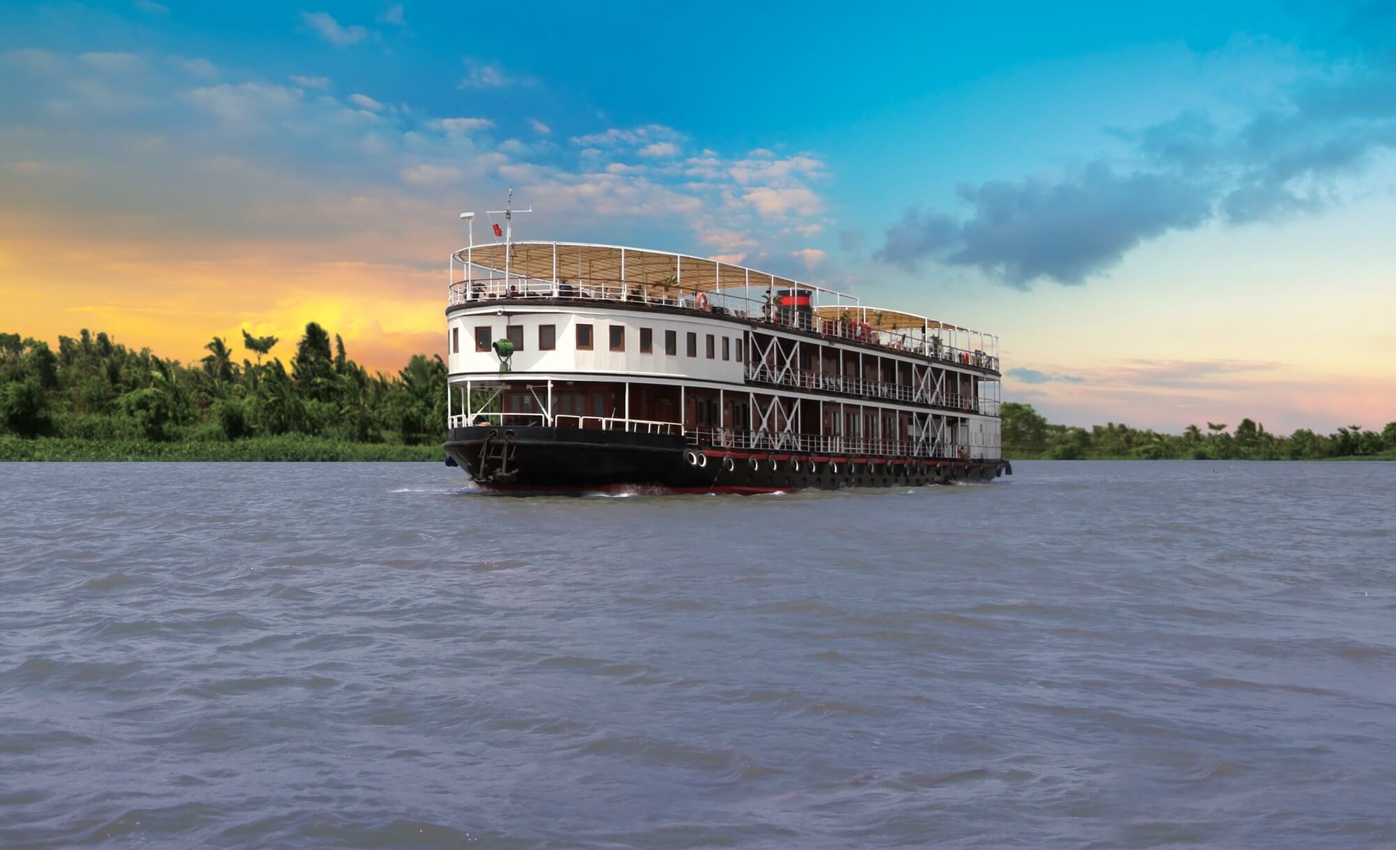 Capture the serene beauty of Vietnam’s Mekong cruises